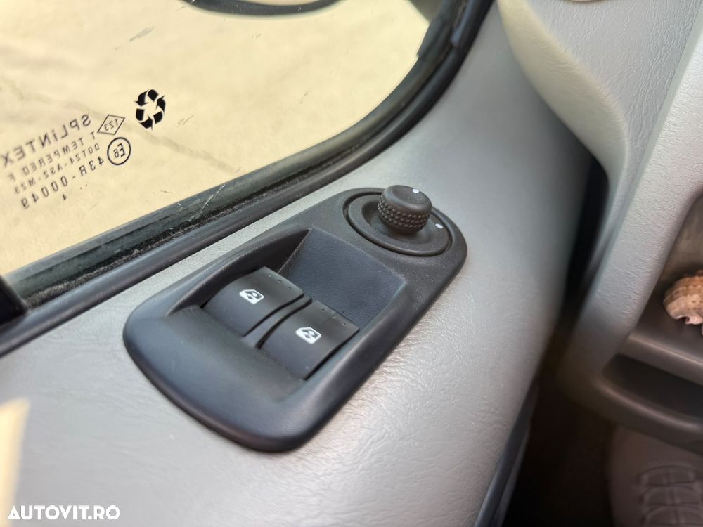 Opel Vivaro L1H1 Life - 28