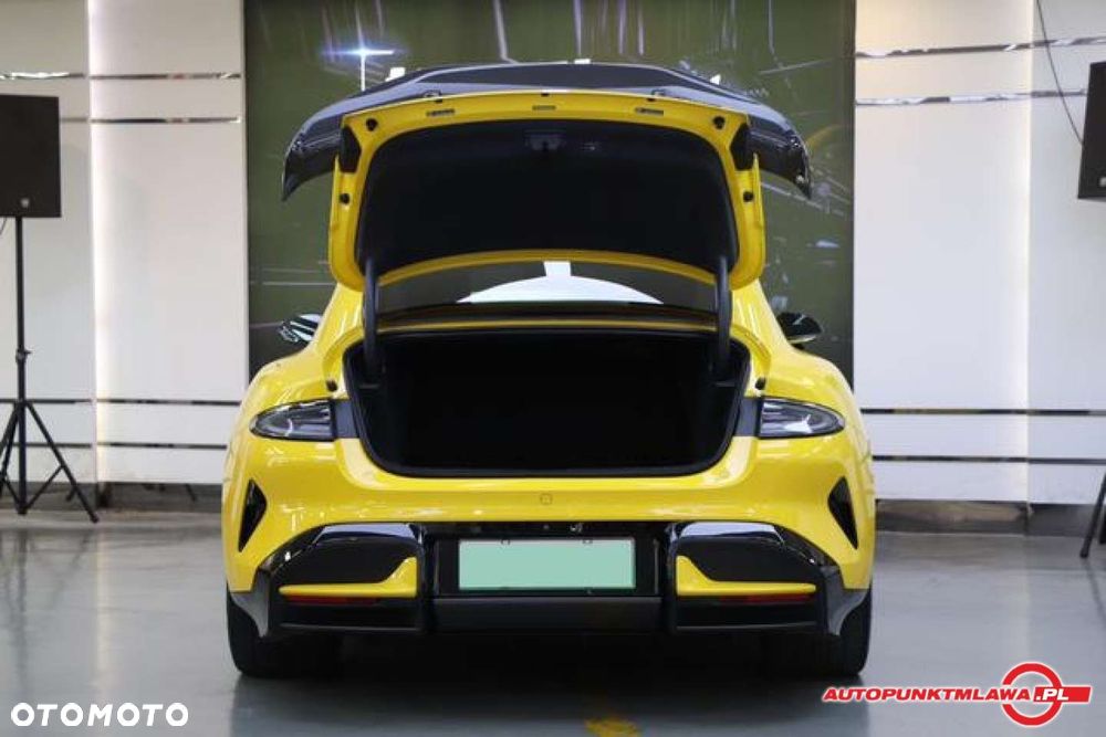Xiaomi SU7 - 17