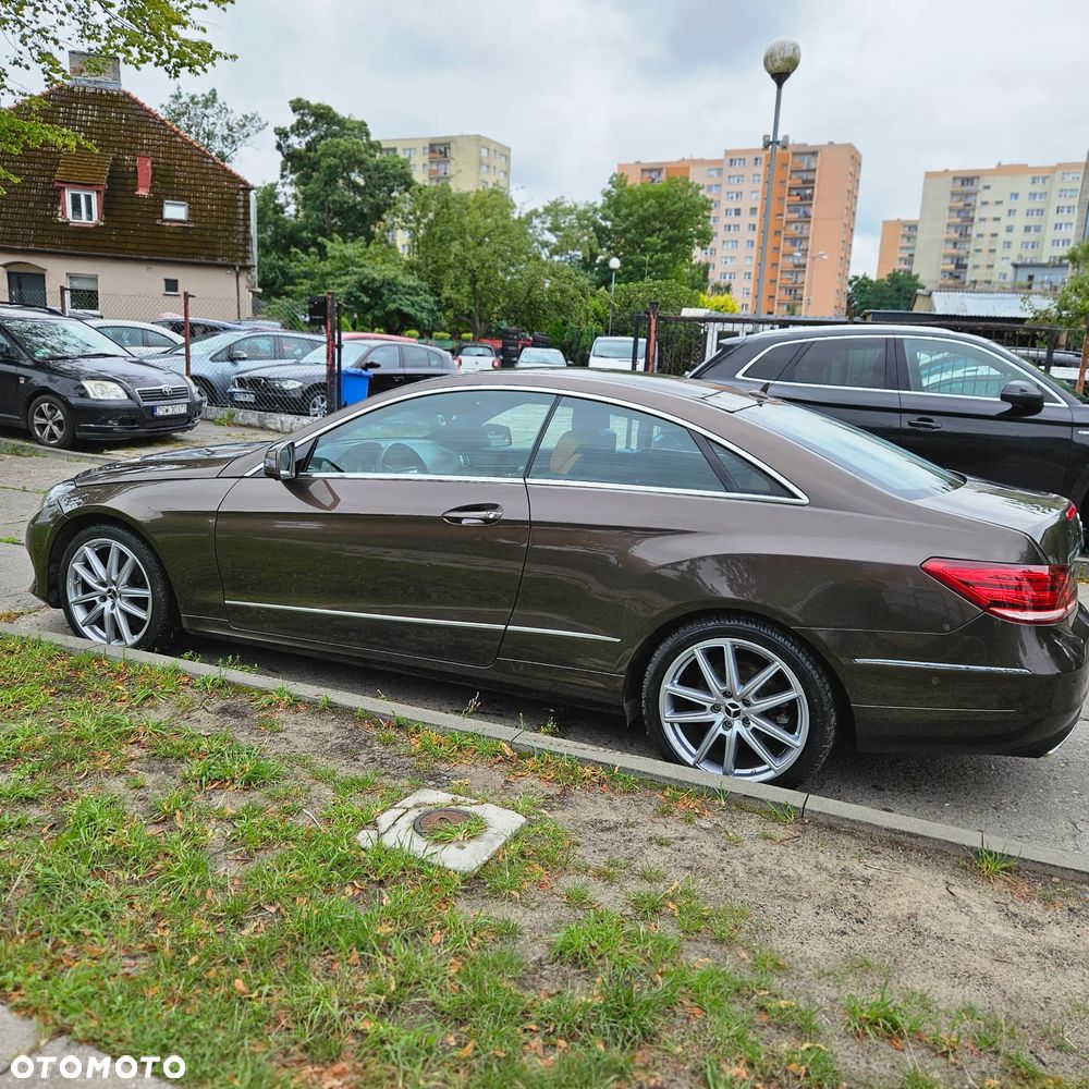 Mercedes-Benz Klasa E - 12
