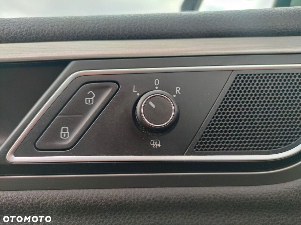 Volkswagen Golf Sportsvan - 19