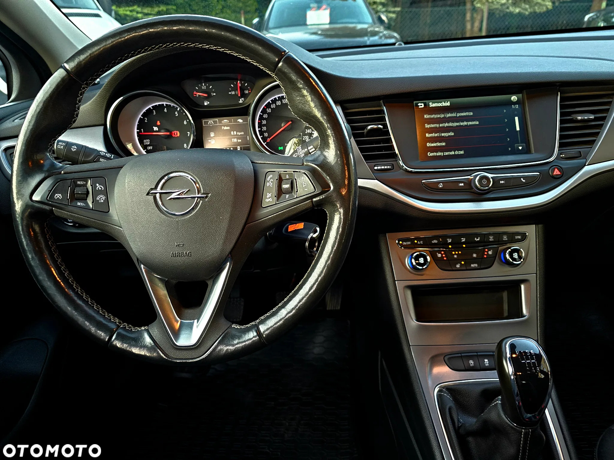 Opel Astra V 1.2 T Elegance S&S - 29