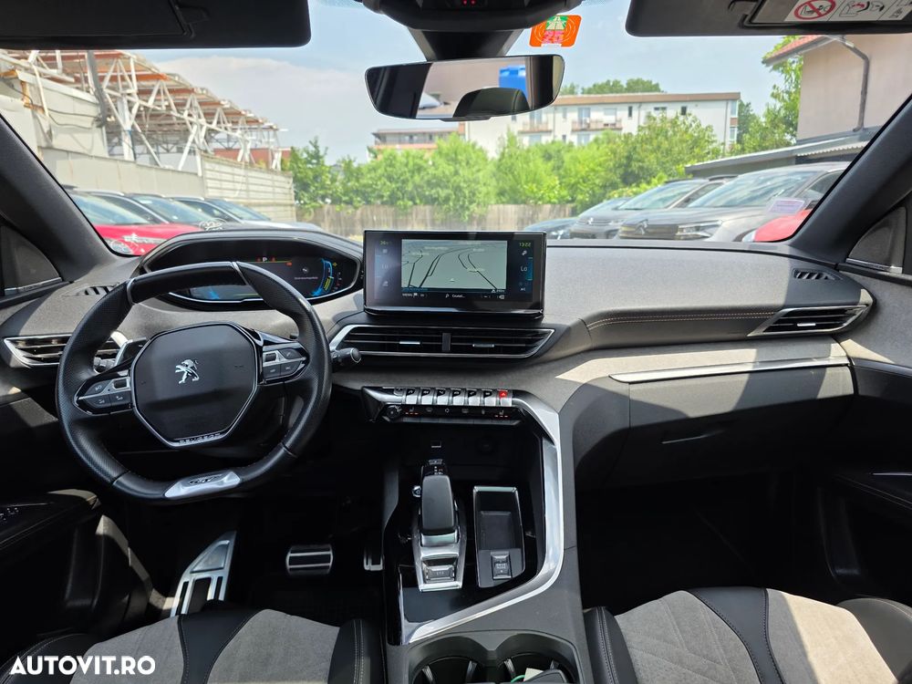 Peugeot 3008 225 e-EAT8 GT - 21
