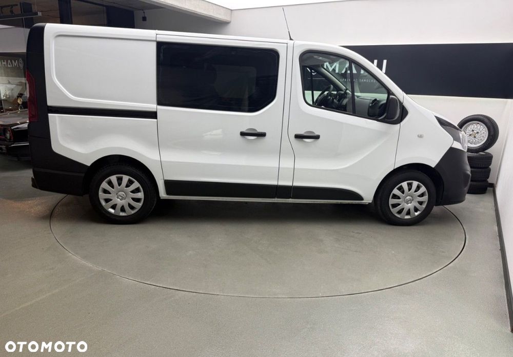 Opel Vivaro - 13