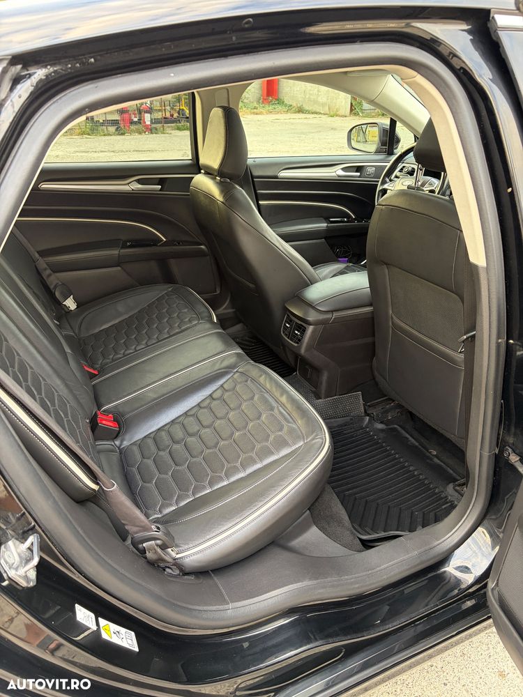 Ford Mondeo - 4