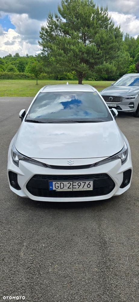 Suzuki Swace 1.8 Hybrid Premium Plus CVT - 2