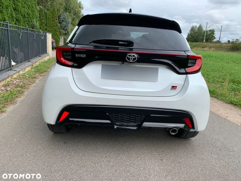 Toyota Yaris 1.5 GR Sport - 6
