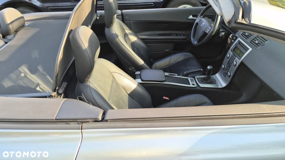Volvo C70 2.0D Summum - 28