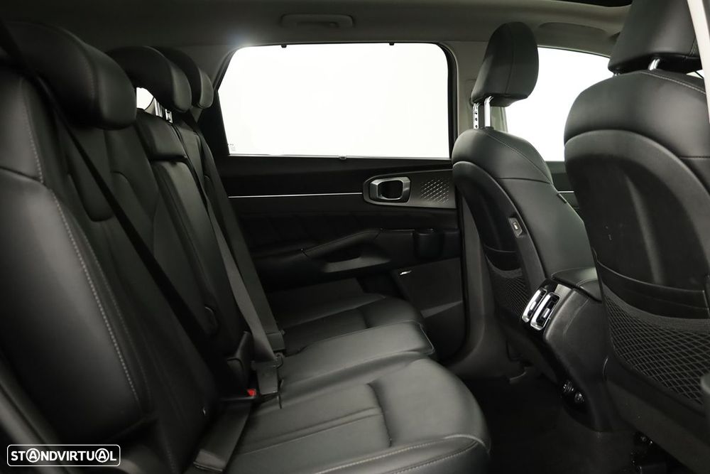 Kia Sorento 1.6 T-GDI HEV Concept - 26