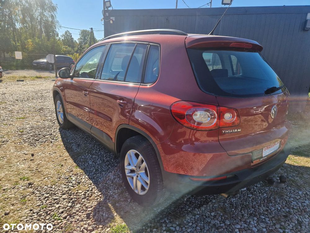 Volkswagen Tiguan - 10