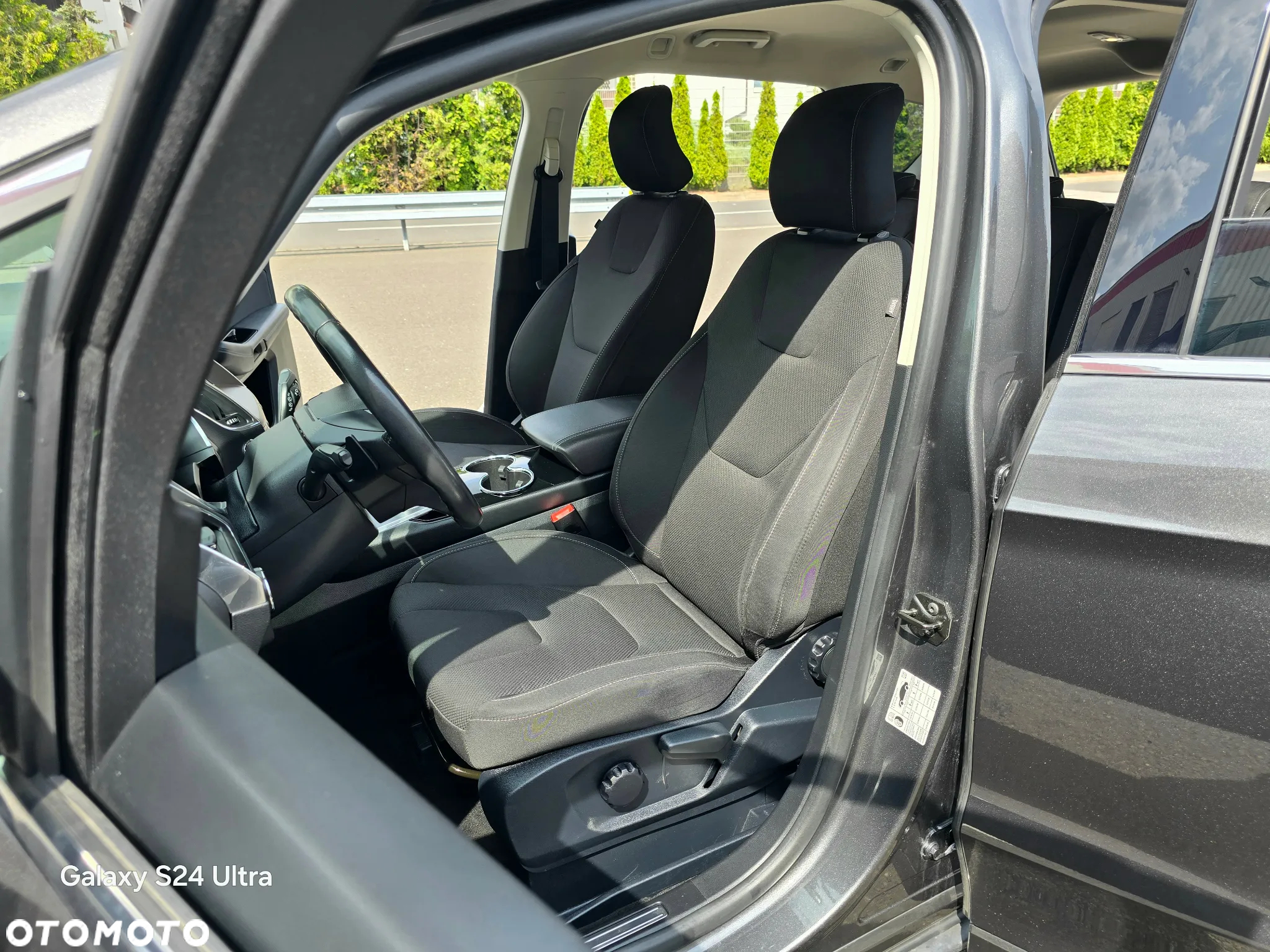 Ford S-Max 2.0 EcoBlue Titanium - 17