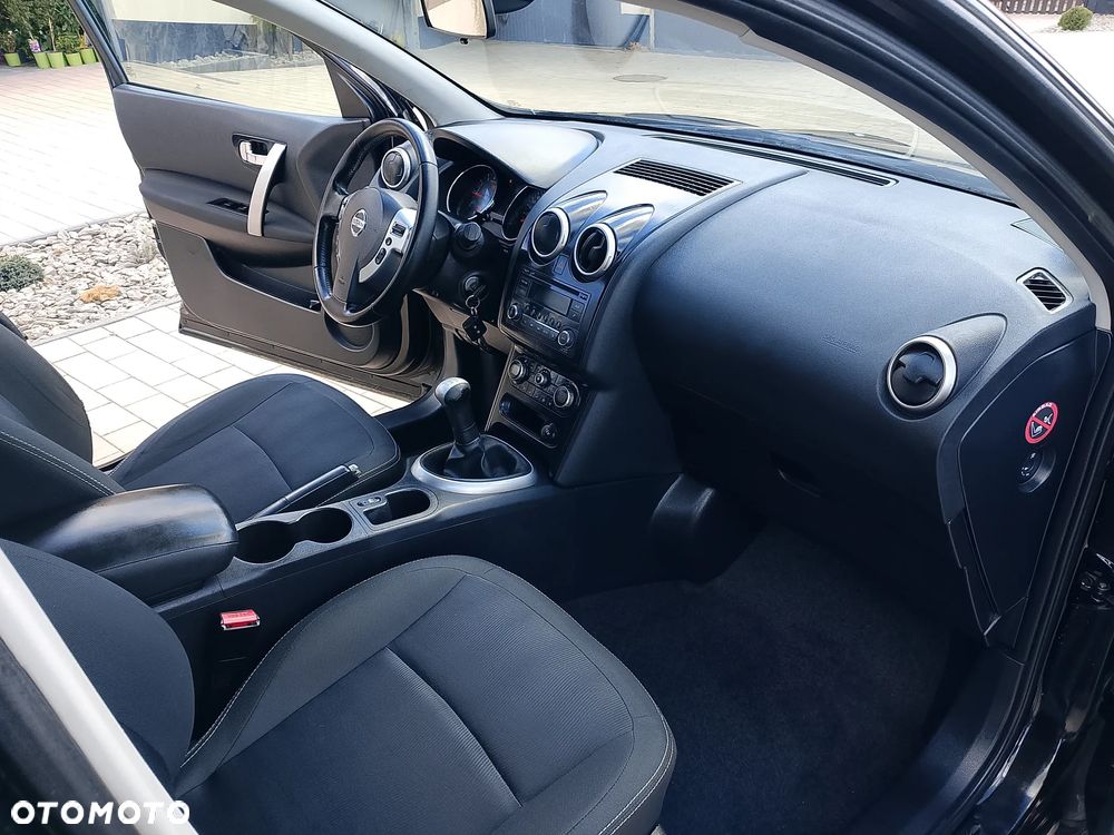 Nissan Qashqai - 14