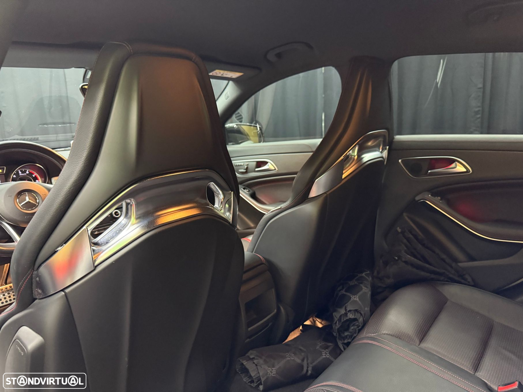 Mercedes-Benz CLA 45 AMG Shooting Brake 4-Matic - 29