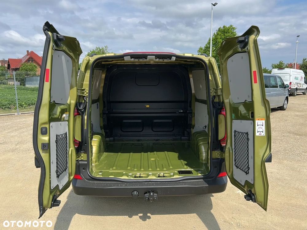 Volkswagen Transporter T7 Furgon PLUS 4MOTION/PanAmericana/6 osob./AUTOMAT 2,0 TDI 170 KM r. o. 3500 mm - 32
