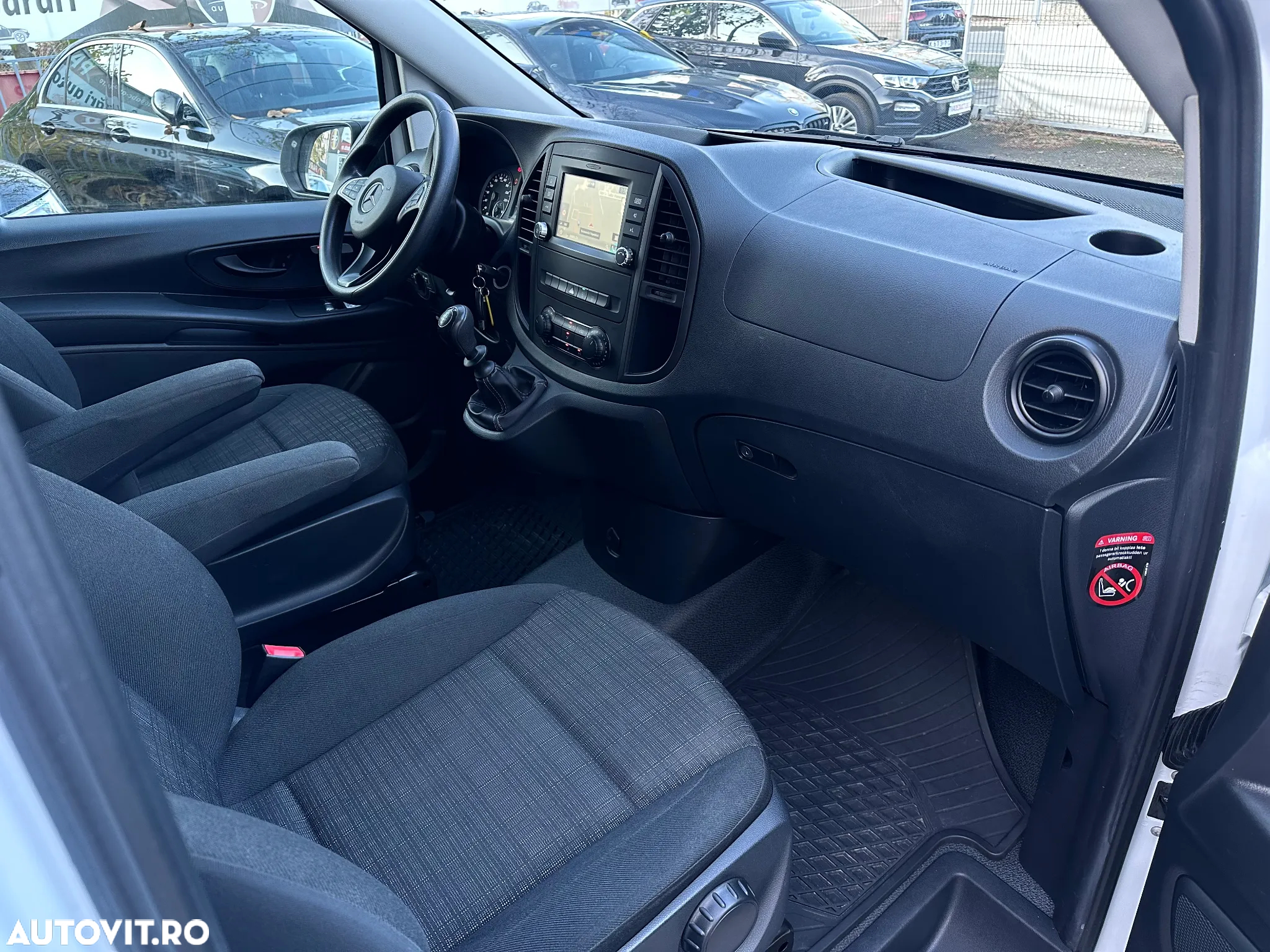 Mercedes-Benz VITO - 12