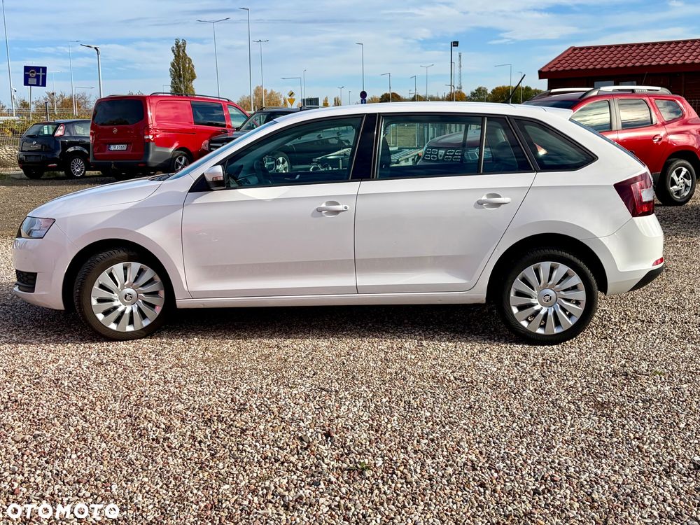 Skoda RAPID - 7