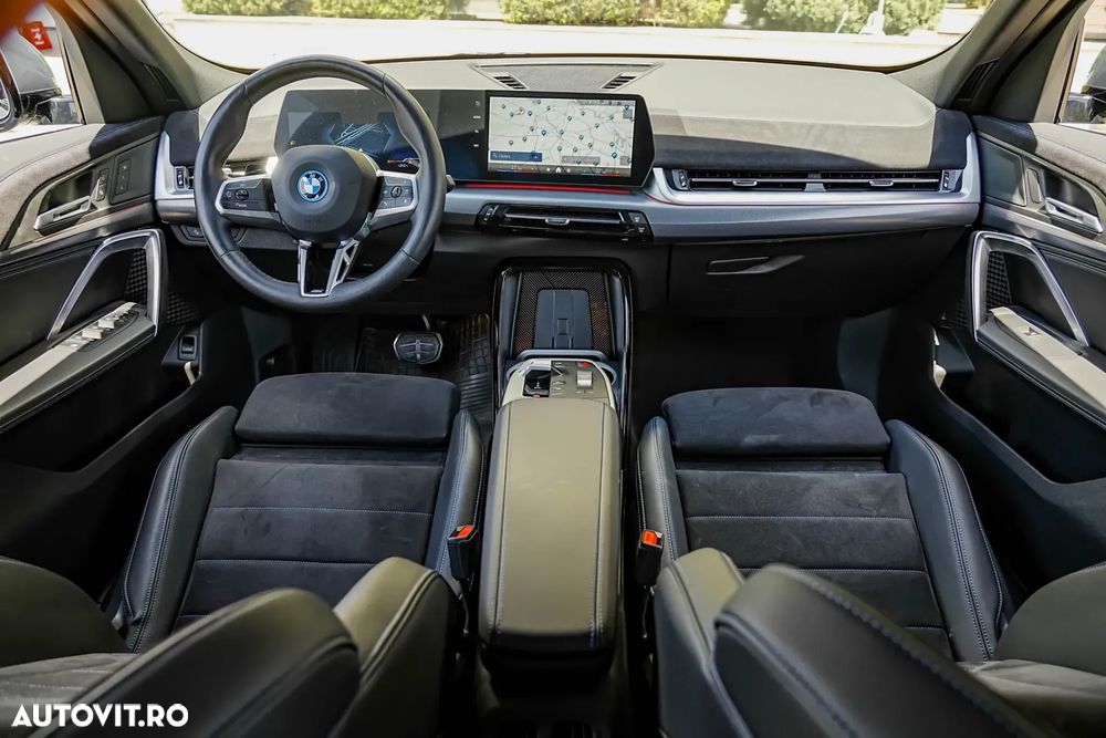 BMW iX2 xDrive30 - 16