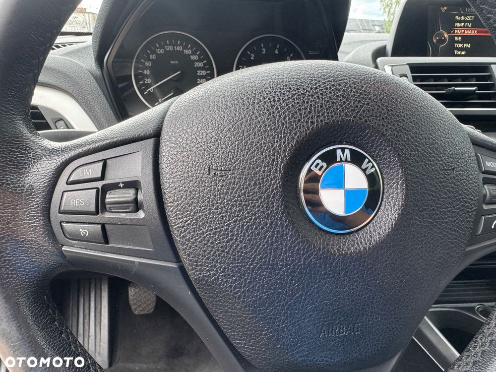 BMW Seria 1 118i Edition Metropolitan - 18