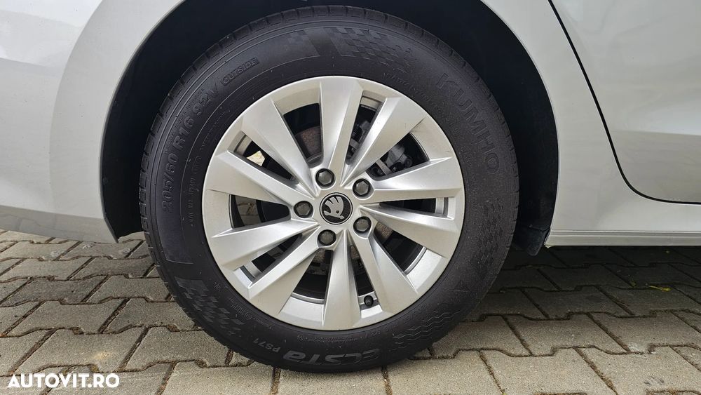 Skoda Octavia - 11