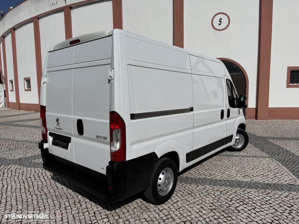 Peugeot Boxer 2.2 BlueHDi 335 L2H2  Premium - 4