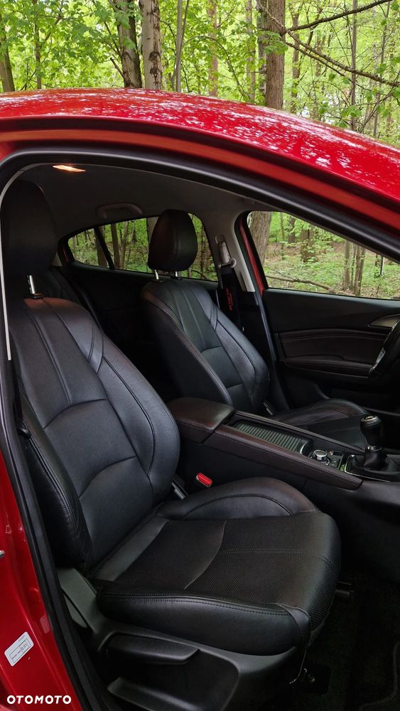 Mazda 3 - 8