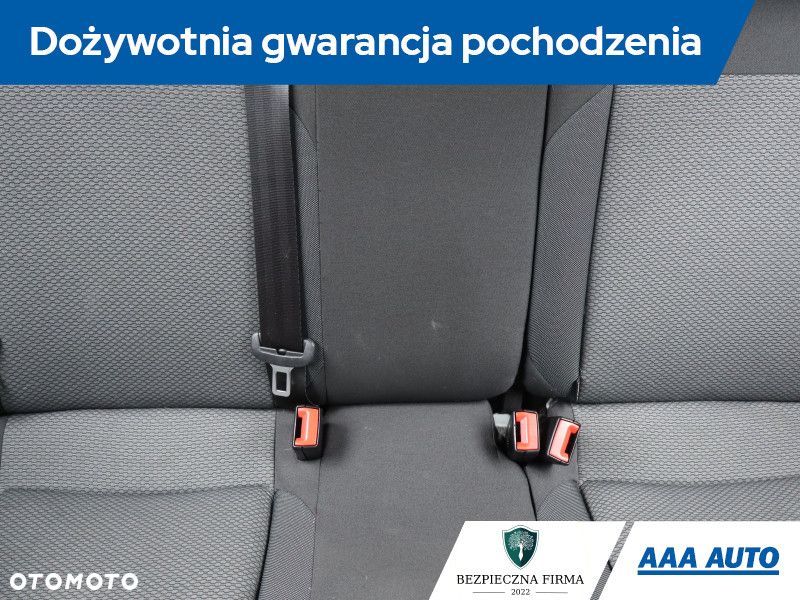Volkswagen Polo - 12