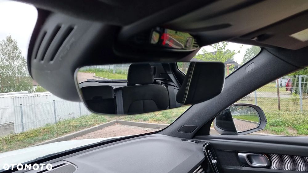 Volvo XC 40 D3 SCR R-Design - 37