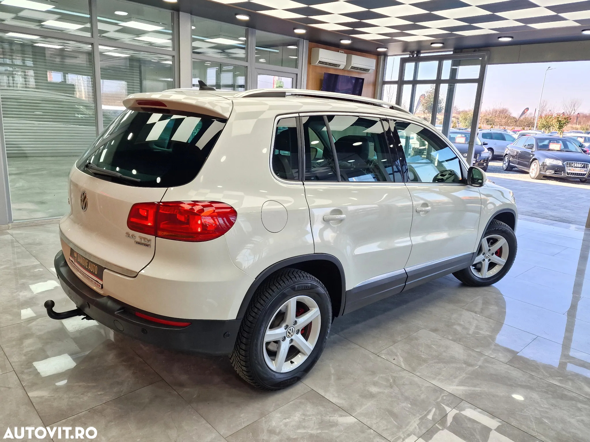 Volkswagen Tiguan 2.0 TDI 4Motion DSG Trend & Fun - 5