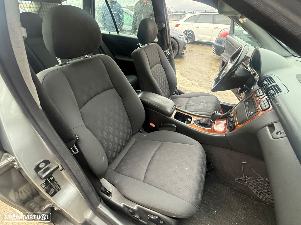 Mercedes-Benz C 220 - 42