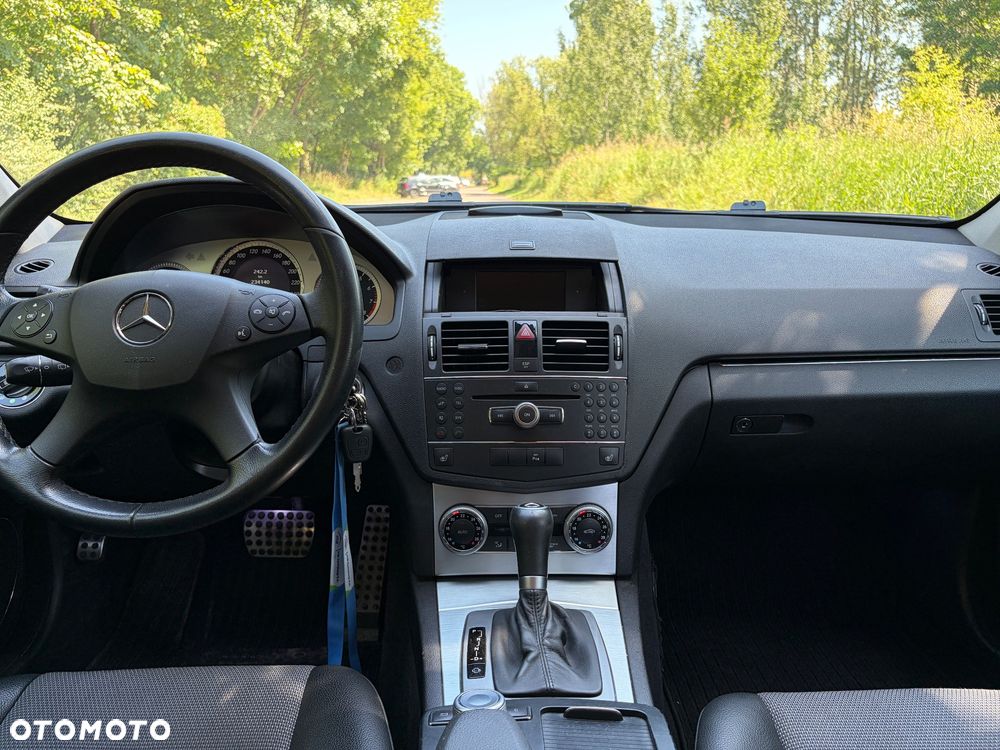 Mercedes-Benz Klasa C 180 Kompressor Automatik BlueEFFICIENCY Elegance - 16