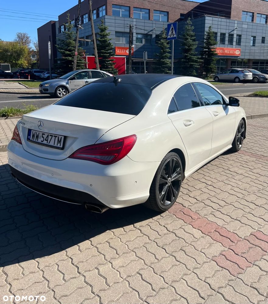 Mercedes-Benz CLA 200 7G-DCT - 2