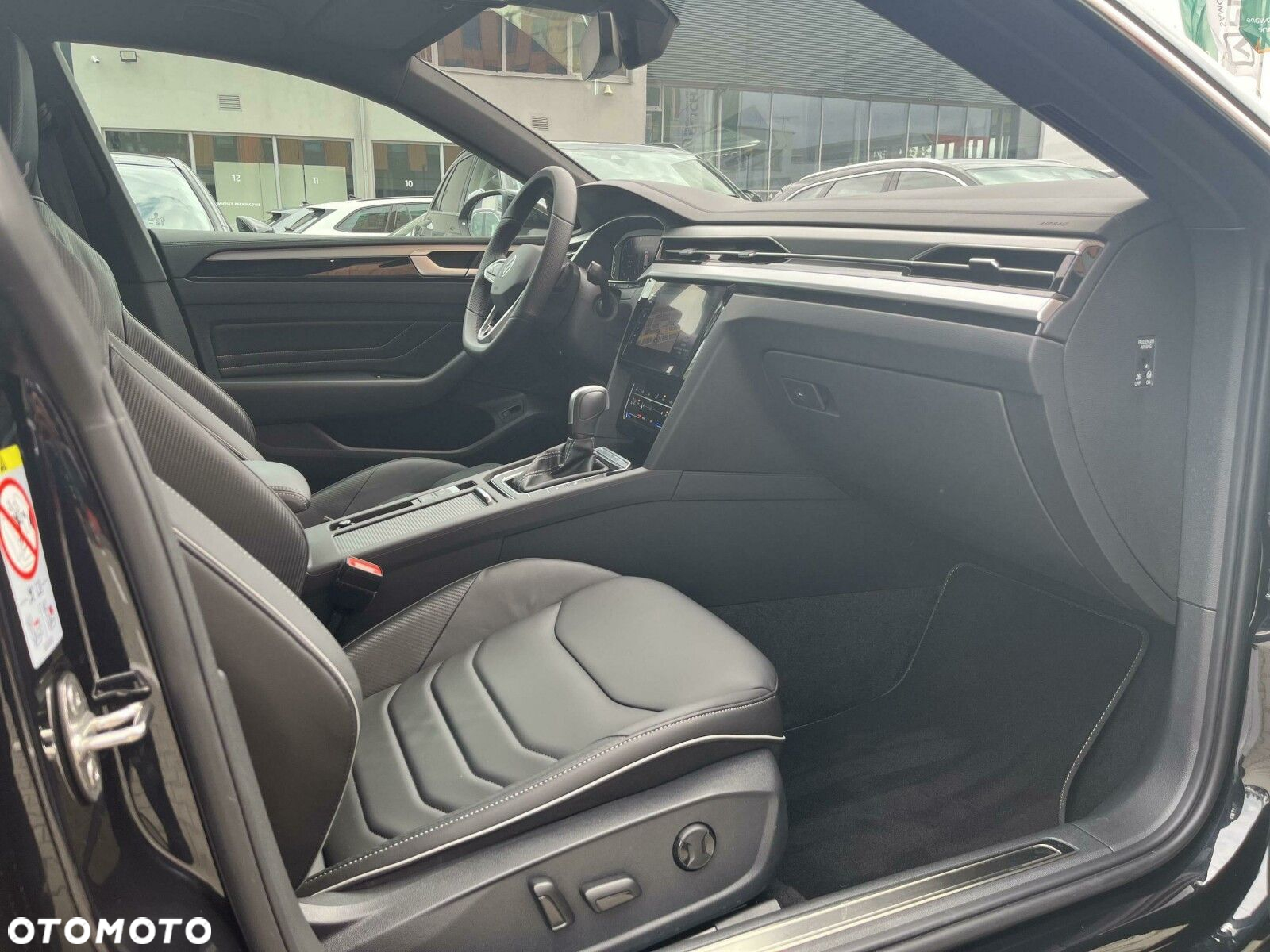 Volkswagen Arteon 2.0 TDI 4Motion R-Line DSG - 11