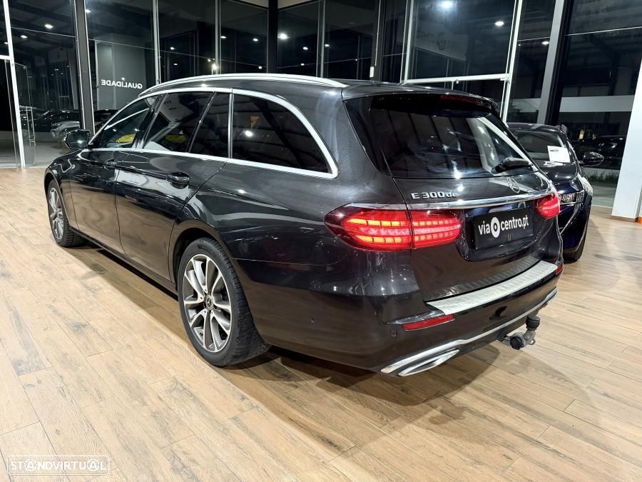 Mercedes-Benz E 300 de Avantgarde 4Matic - 4