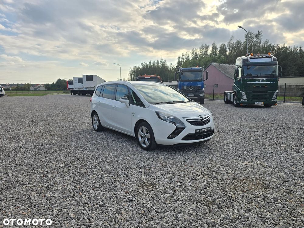 Opel Zafira 2014 photo 3