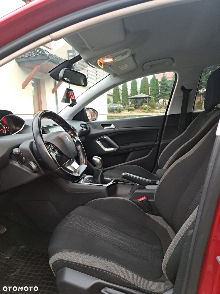 Peugeot 308 - 13