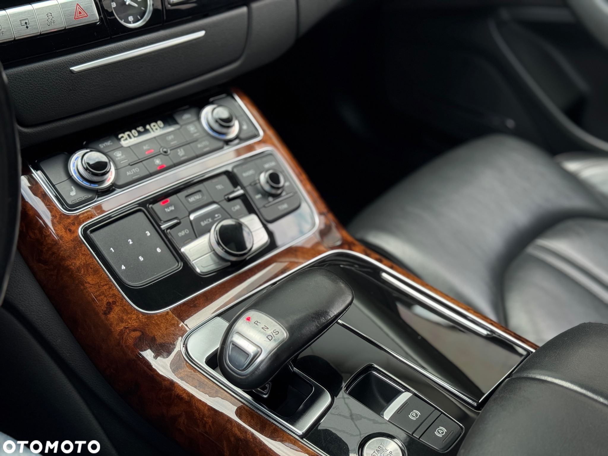 Audi A8 3.0 TDI L Quattro - 24