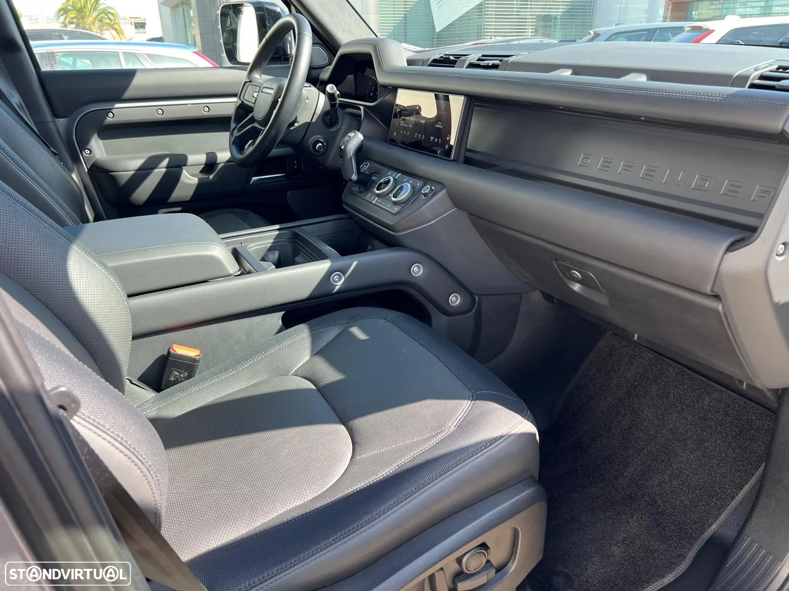 Land Rover Defender 2.0 P400e 110 AWD X-Dynamic SE - 7