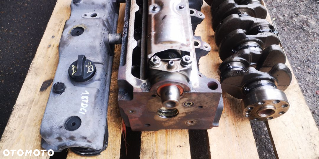 Głowica pokrywa smok wał korbowy Ford 1.8 tdci - 6