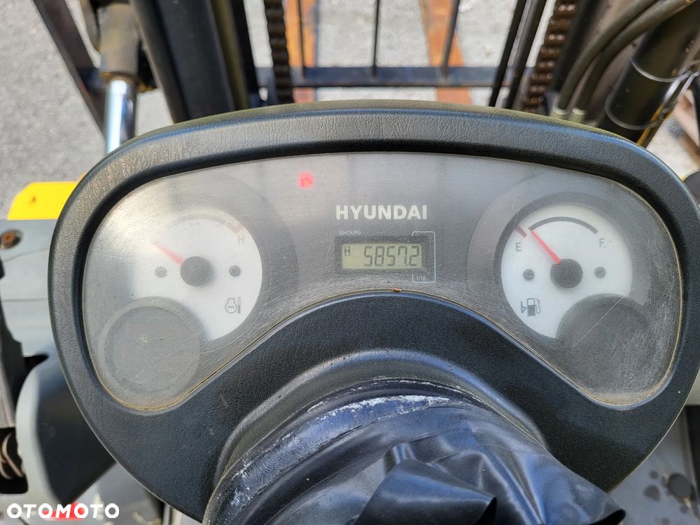 Hyundai 45DS7 - 11