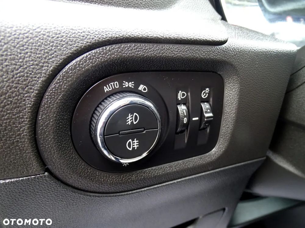 Opel Grandland X 1.2 Start/Stop Automatik Business Edition - 10