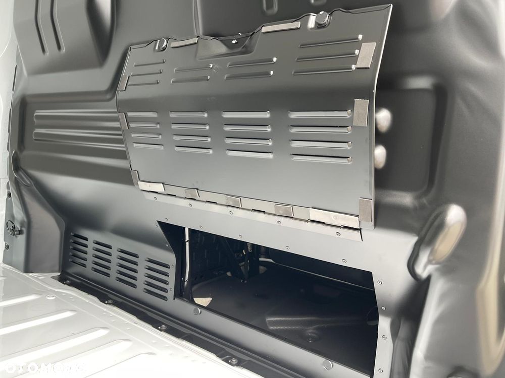 Volkswagen Transporter - 10