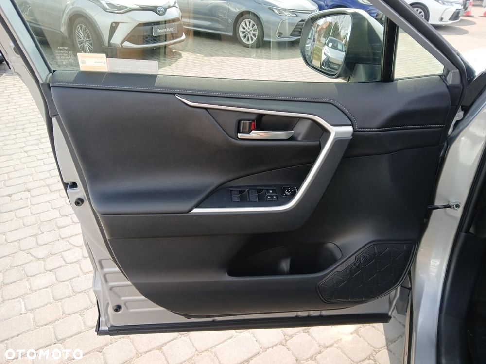 Toyota RAV4 - 21