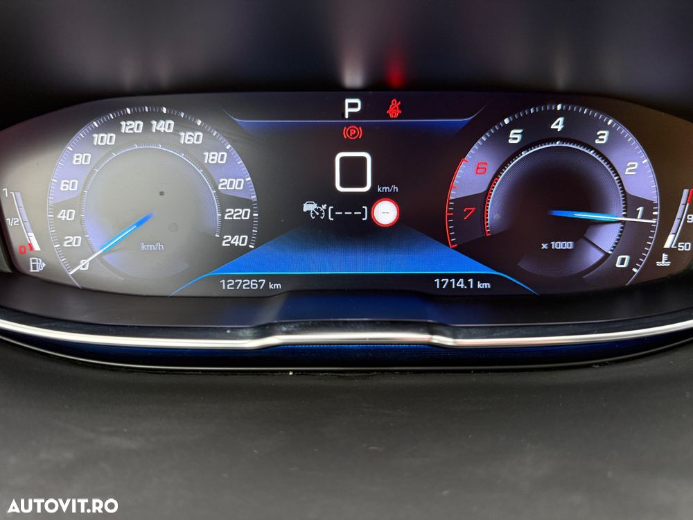 Peugeot 3008 1.2 PureTech 130 EAT8 Allure Pack - 6