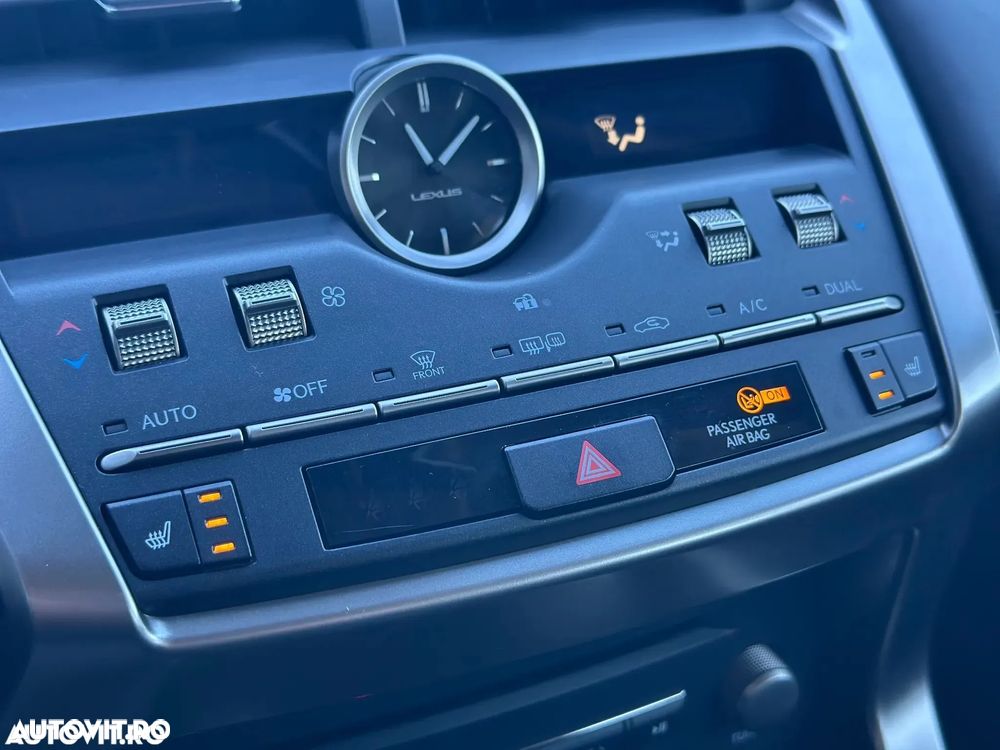 Lexus Seria NX 300h AWD Executive Plus - 24