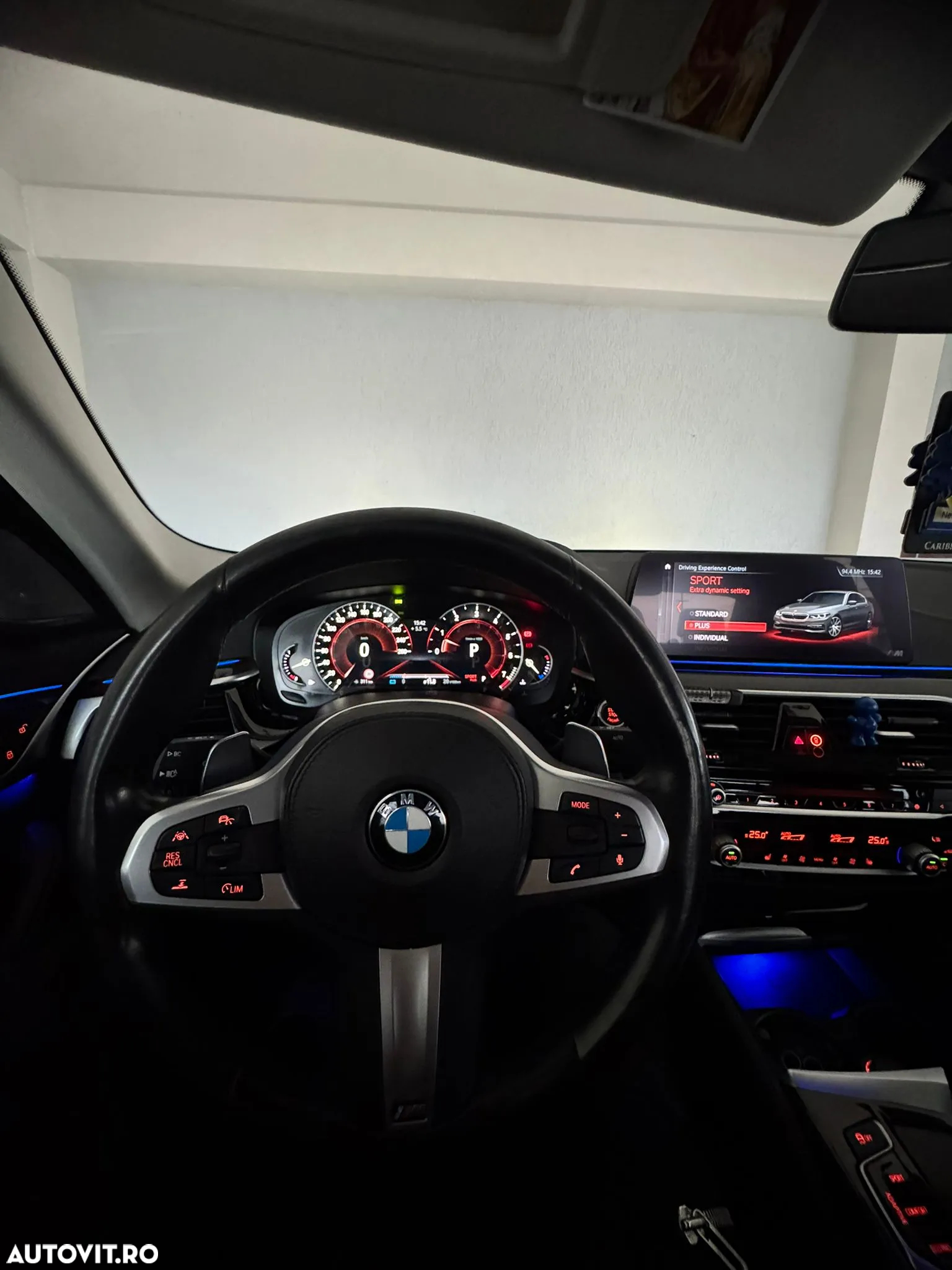 BMW Seria 5 540i xDrive AT - 7