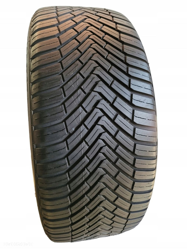 Continental AllSeasonContact 225/45 R17 94V 7mm