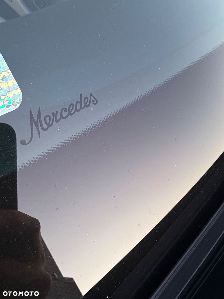 Mercedes-Benz Klasa E 220 d 4-Matic Avantgarde - 33
