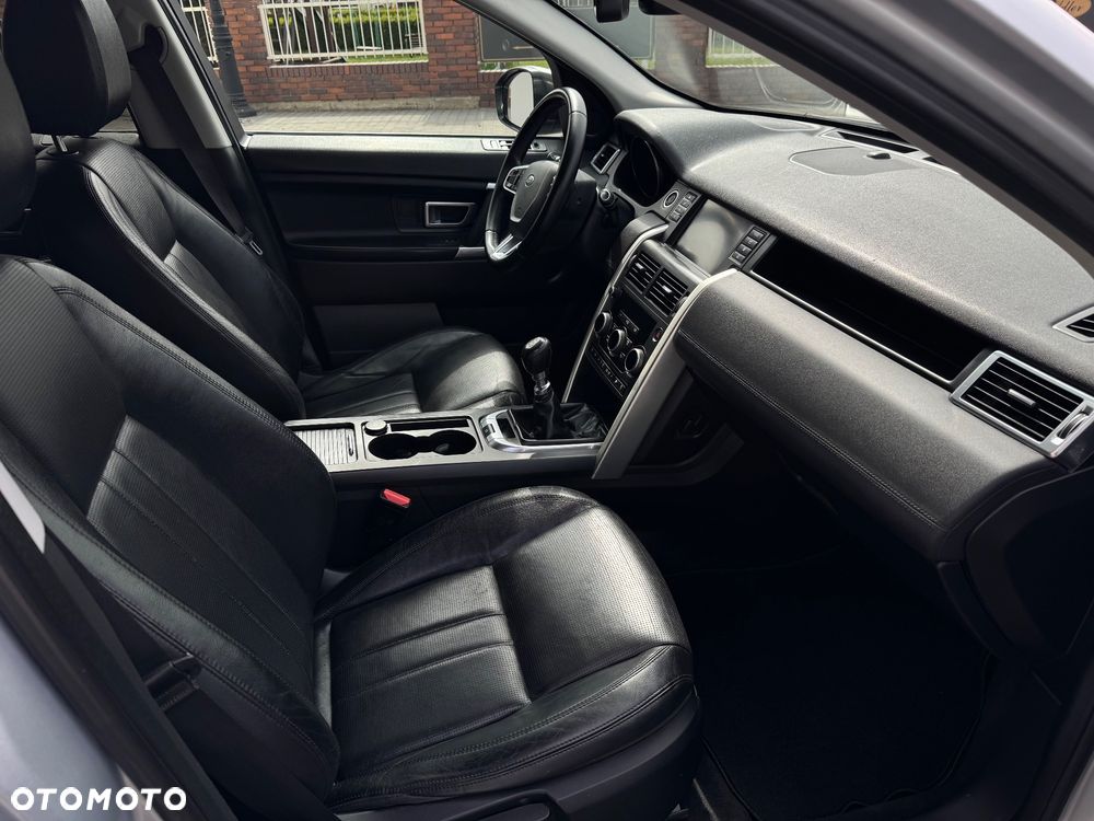 Land Rover Discovery Sport TD4 HSE Luxury - 21