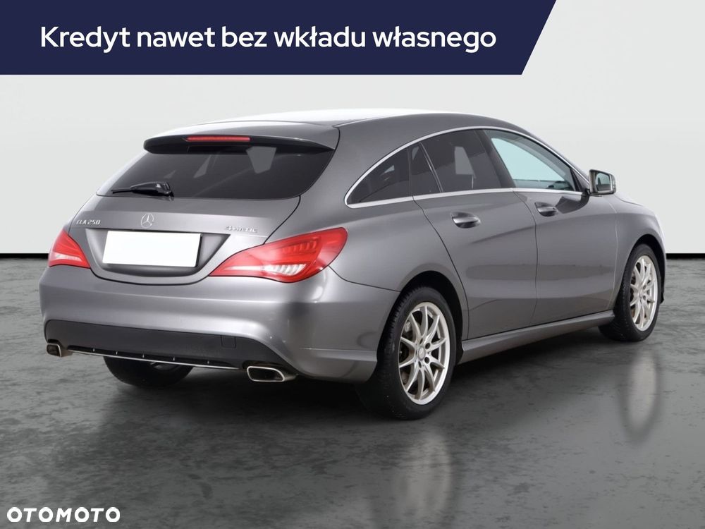 Mercedes-Benz CLA - 7