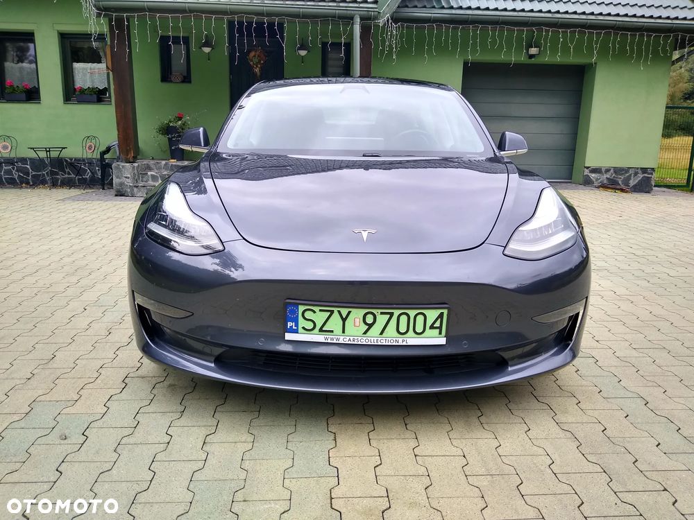 Tesla Model 3 - 7