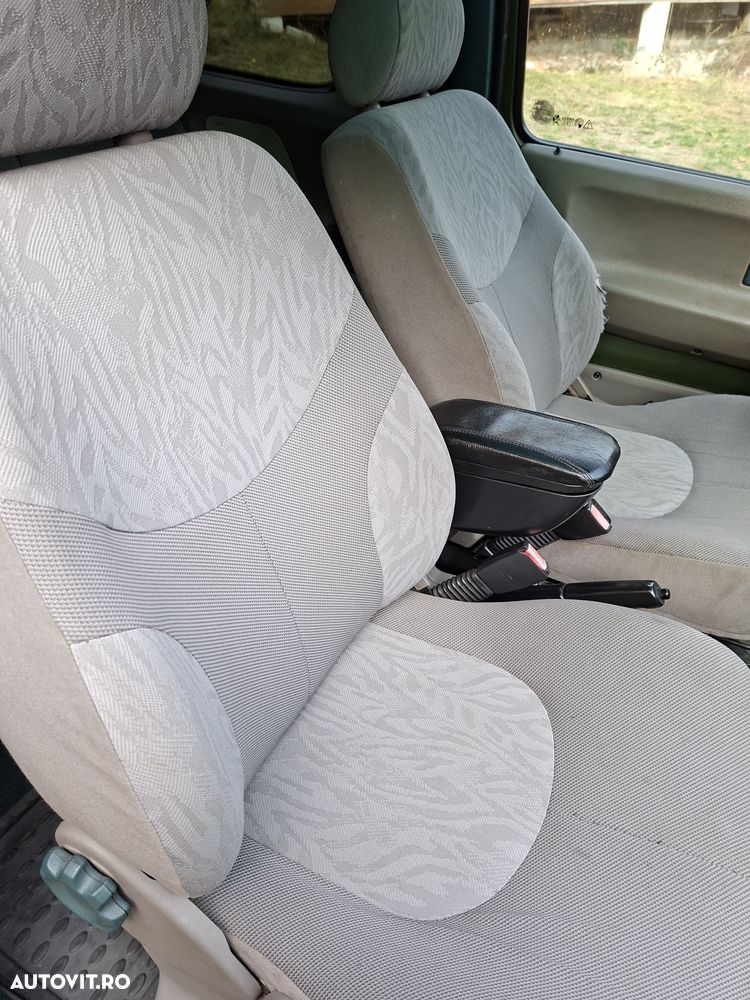Land Rover Freelander 1.8i - 16